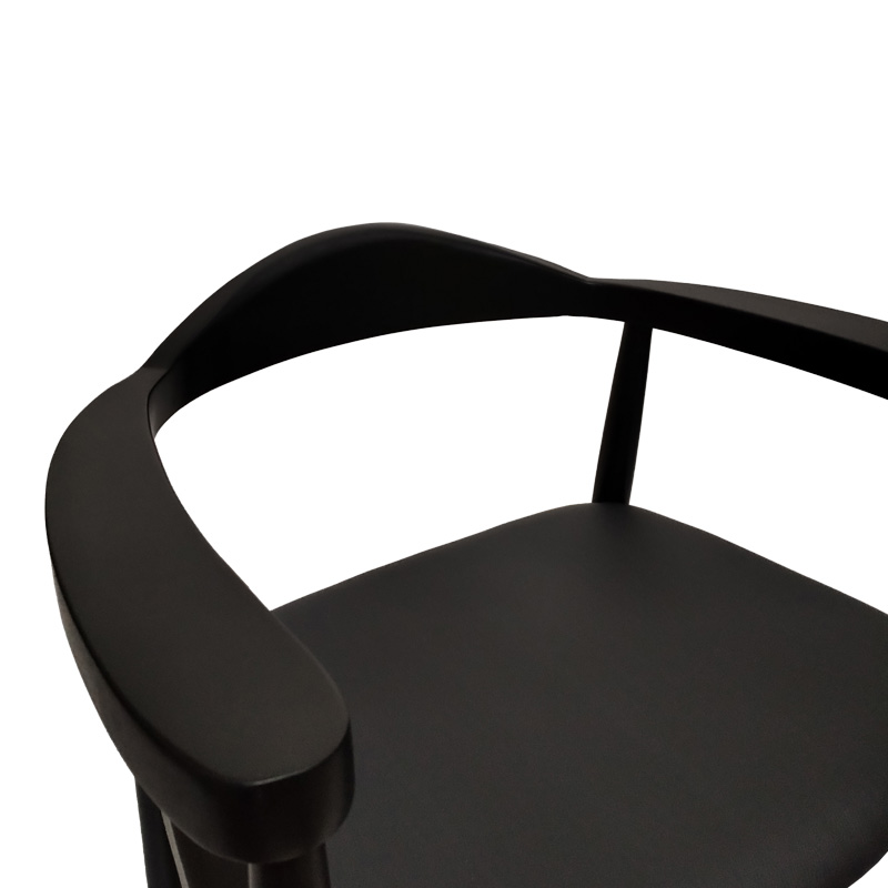 Πολυθρόνα Joube pakoworld rubberwood σε μαύρη απόχρωση με μαύρο pu μαξιλάρι 50x62x72εκ